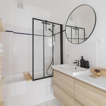 1 Bedroom # 14 # Alesia